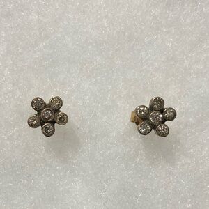 Elegant Gold Flower Stud Earrings